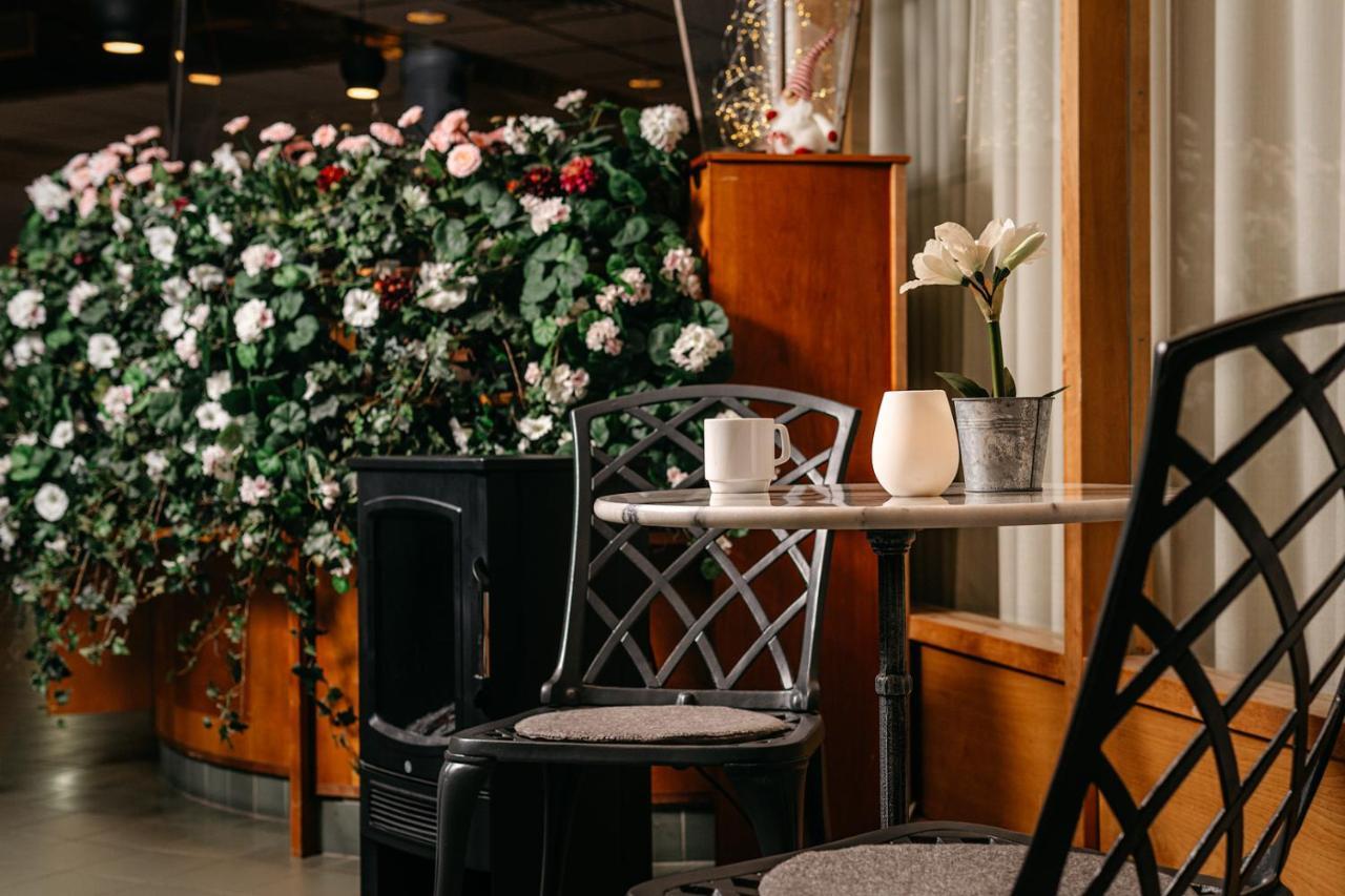 Hotell Bjoerken Ούμεο Εξωτερικό φωτογραφία