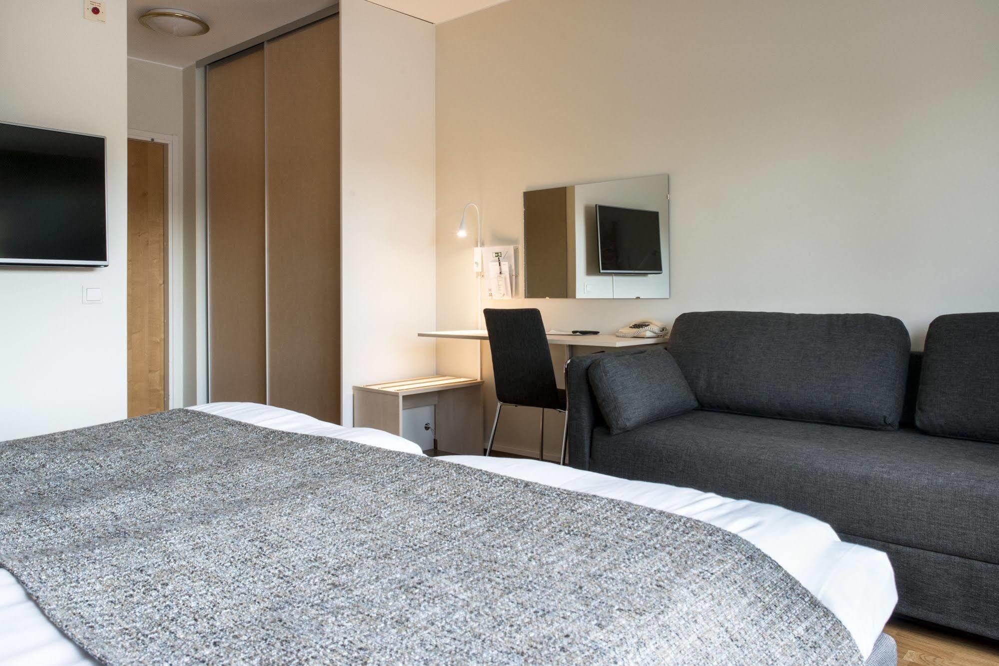Hotell Bjoerken Ούμεο Εξωτερικό φωτογραφία